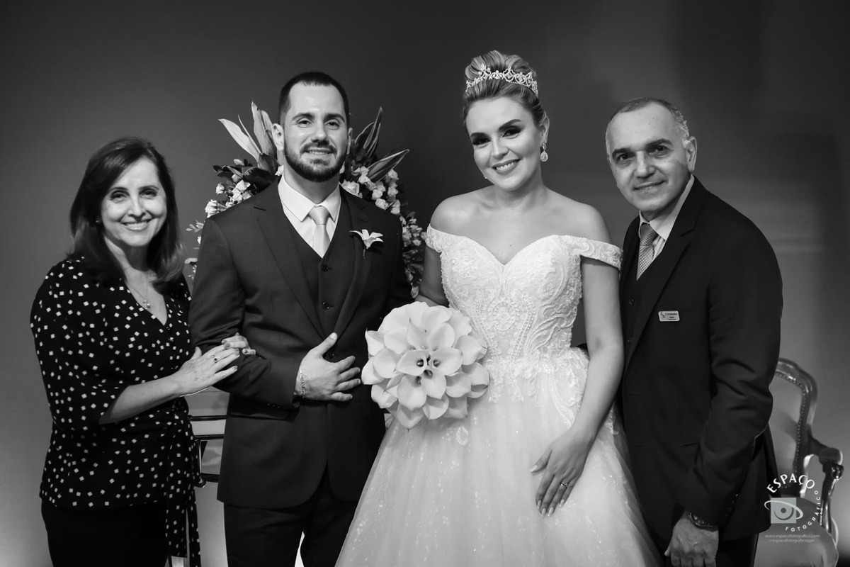 Sávio e Sônia com o casal no JL Eventos
