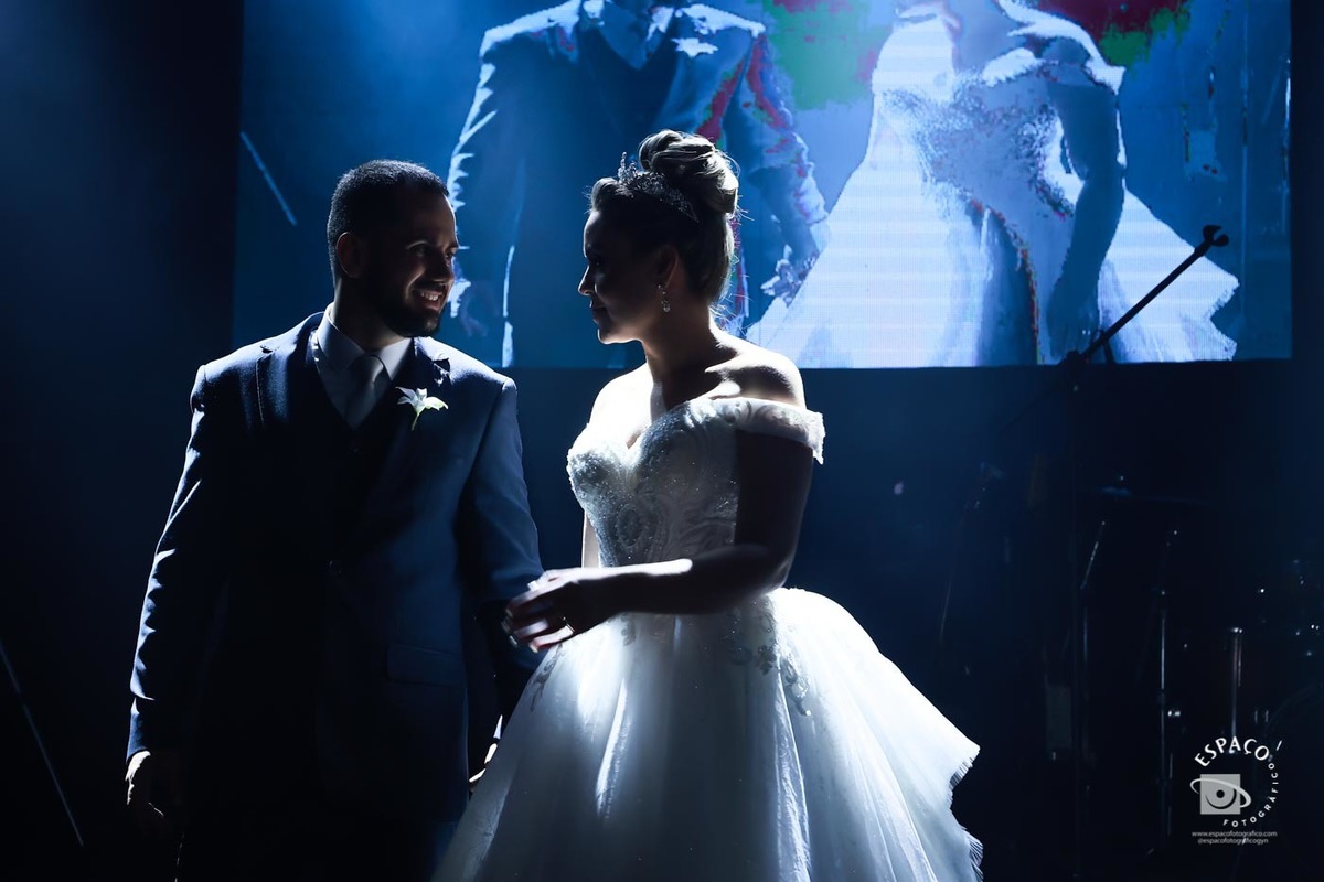 Dança do casal no JL Eventos