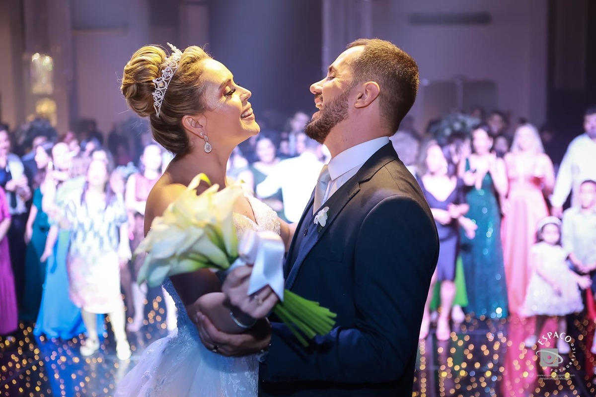 Dança do casal no JL Eventos