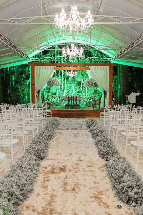 Decoração linda assinada por Vivaz Decorações Eventos