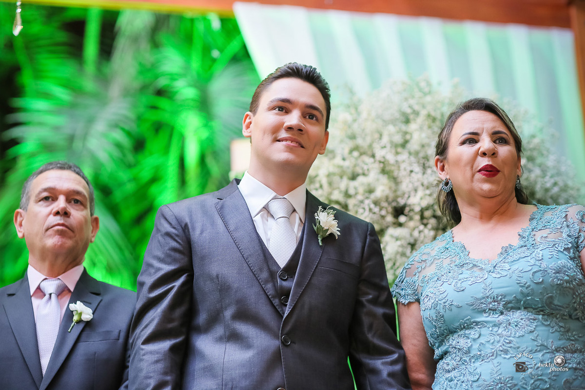 Fotojornalismo de casamento - emoção do noivo