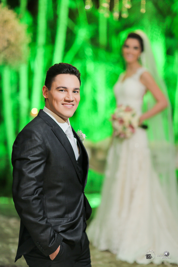 Produção dos noivos : Decoração: Vivaz - Vestido da noiva: Fernando Peixoto - Buque: Julierme Siqueira - Fotografia de casamento