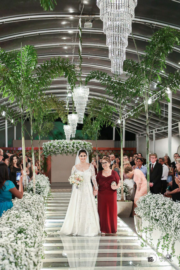 emoção - mansao cristal - fotografia espaço fotográfico goiania setor nova suiça - fotografo de casamento - fotojornalismo - entrada da noiva