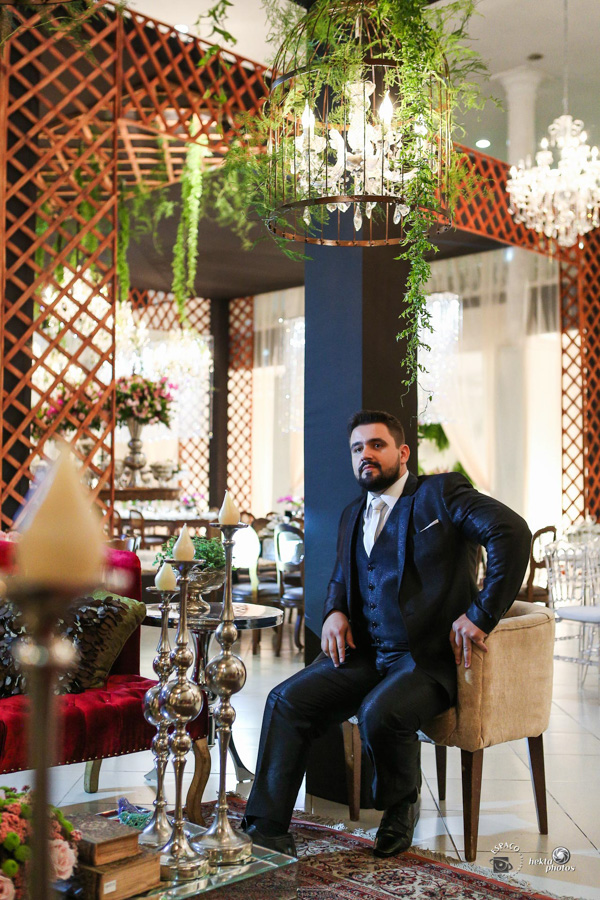 emoção - mansao cristal - fotografia espaço fotográfico goiania setor nova suiça - fotografo de casamento - fotojornalismo - Noivo elegante lindo