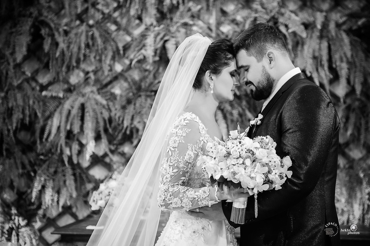 emoção - mansao cristal - fotografia espaço fotográfico goiania setor nova suiça - fotografo de casamento - fotojornalismo - Produção dos noivos
