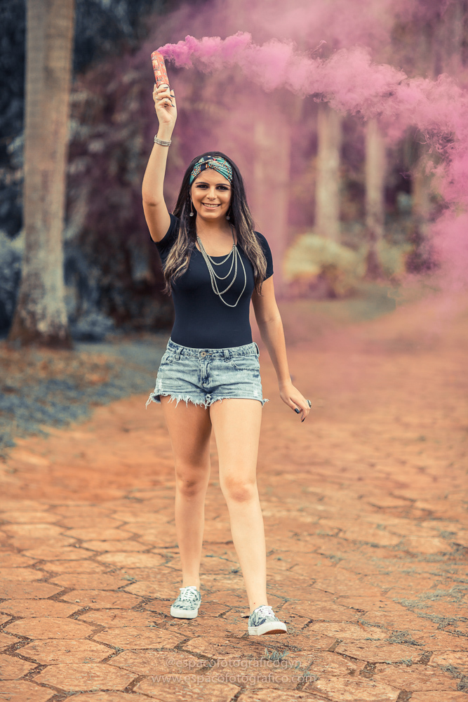 Fashion book de 15 anos fotografado por helio junior da espaço fotográfico e hektaphotos goiania fotografias externas de 15 anos book