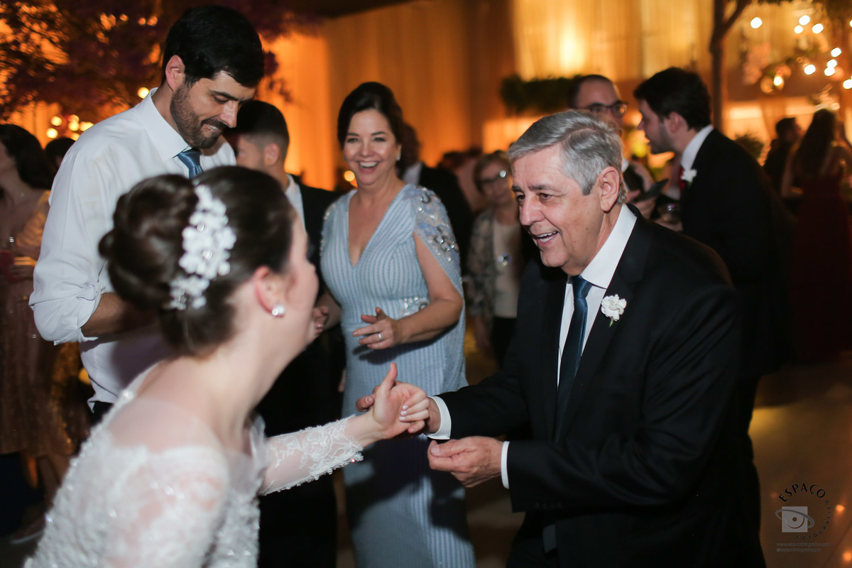 casamento sapato noiva casa lis goiania savio e sonia vero festas espaco fotografico 