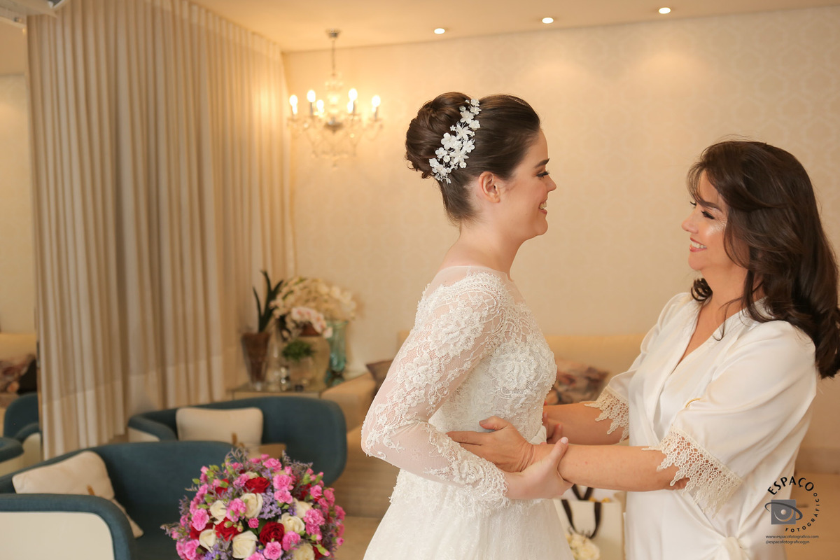 casamento sapato noiva casa lis goiania savio e sonia vero festas espaco fotografico 