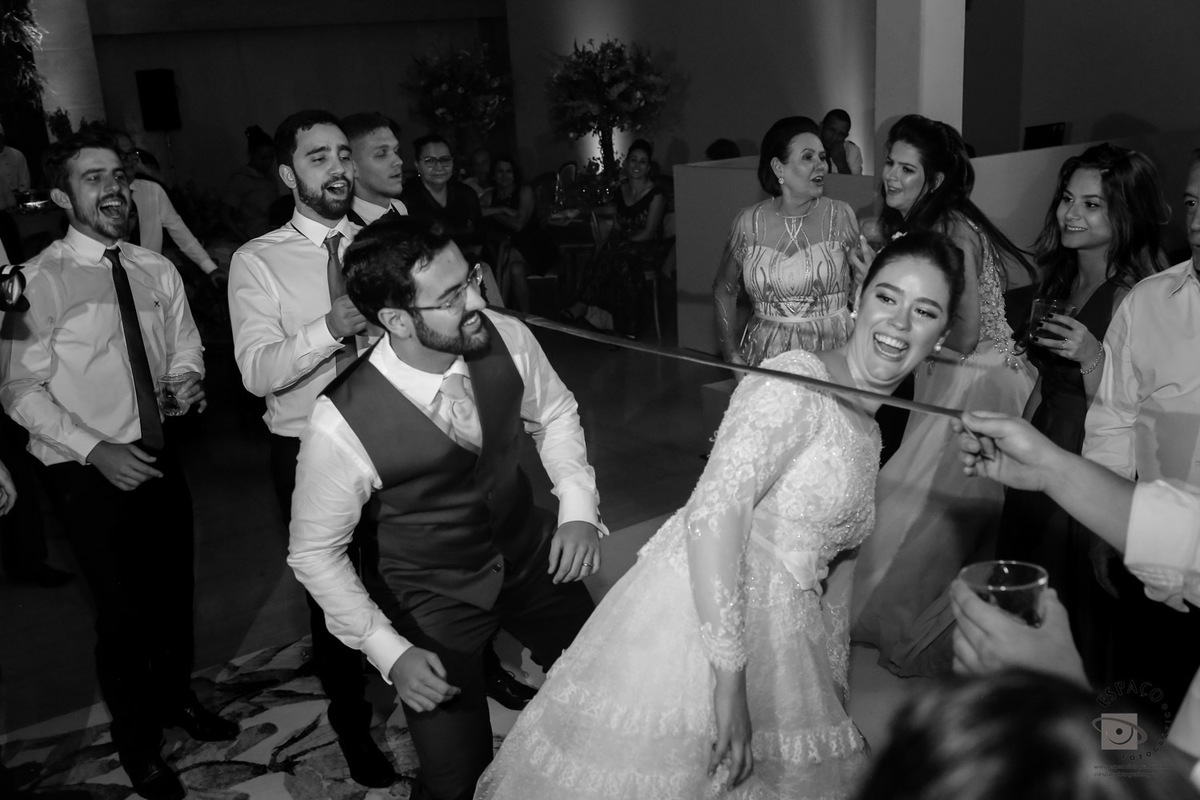 casamento sapato noiva casa lis goiania savio e sonia vero festas espaco fotografico 