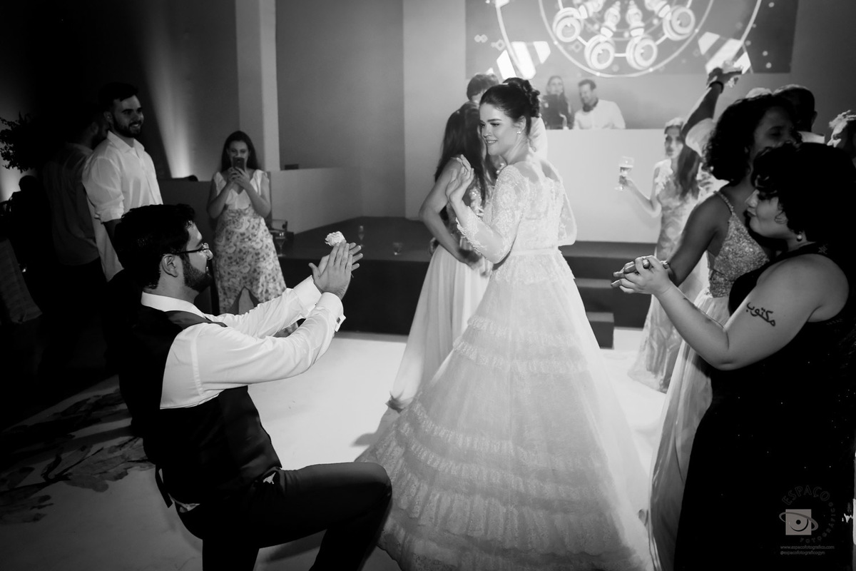 casamento sapato noiva casa lis goiania savio e sonia vero festas espaco fotografico 