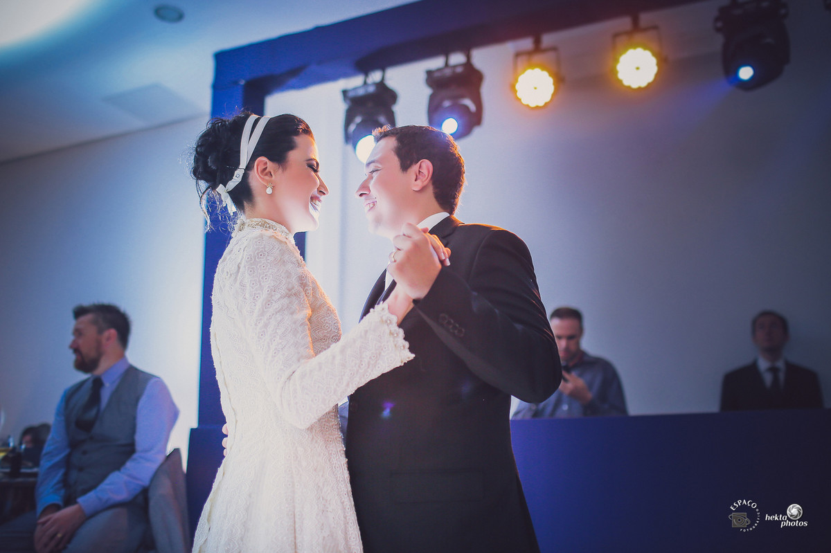 A primeira dança, Valsa