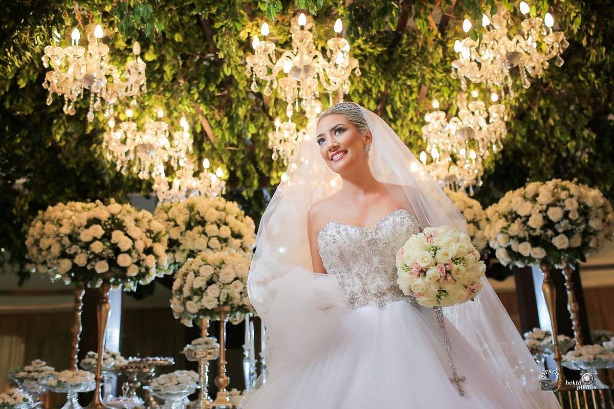 Rosa Mistica seus buquês são obra de arte.