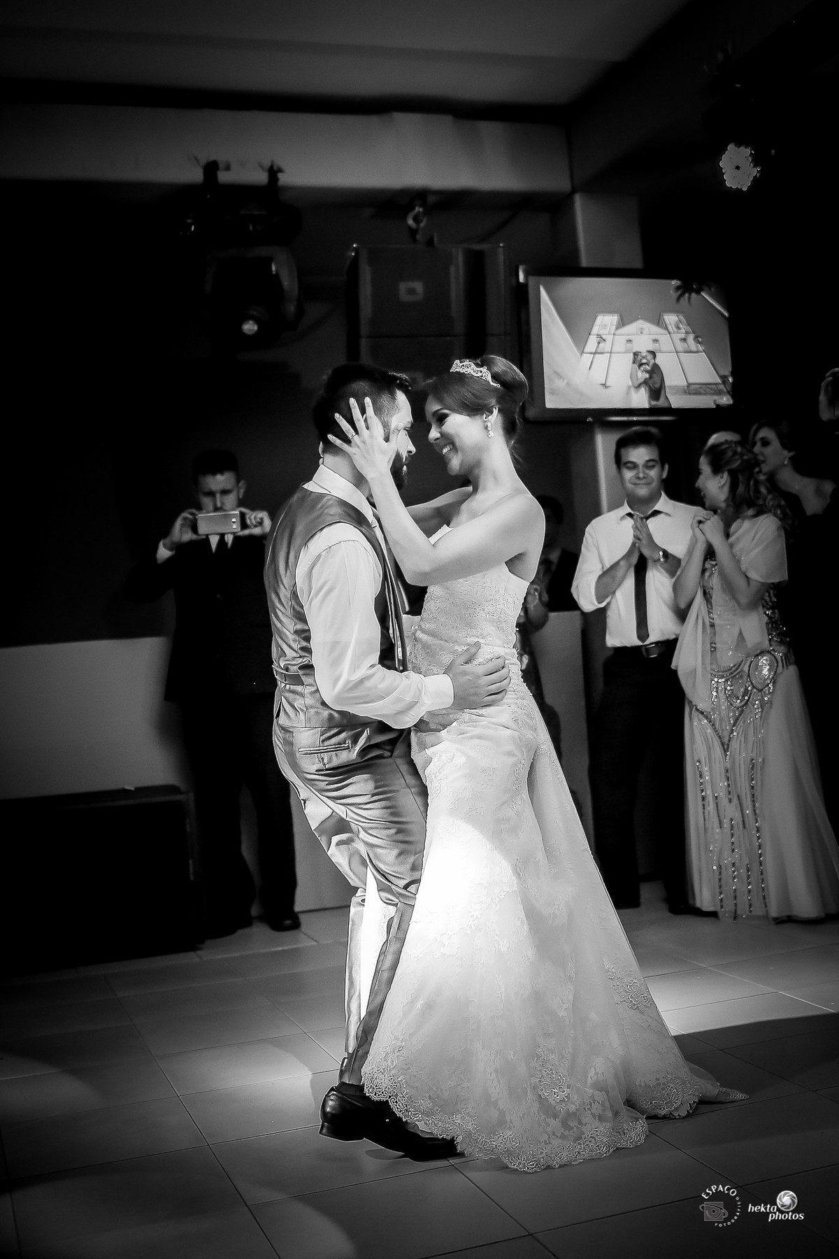Primeira dança - Valsa -  por Espaço Fotográfico Goiânia Fotografia de casamento