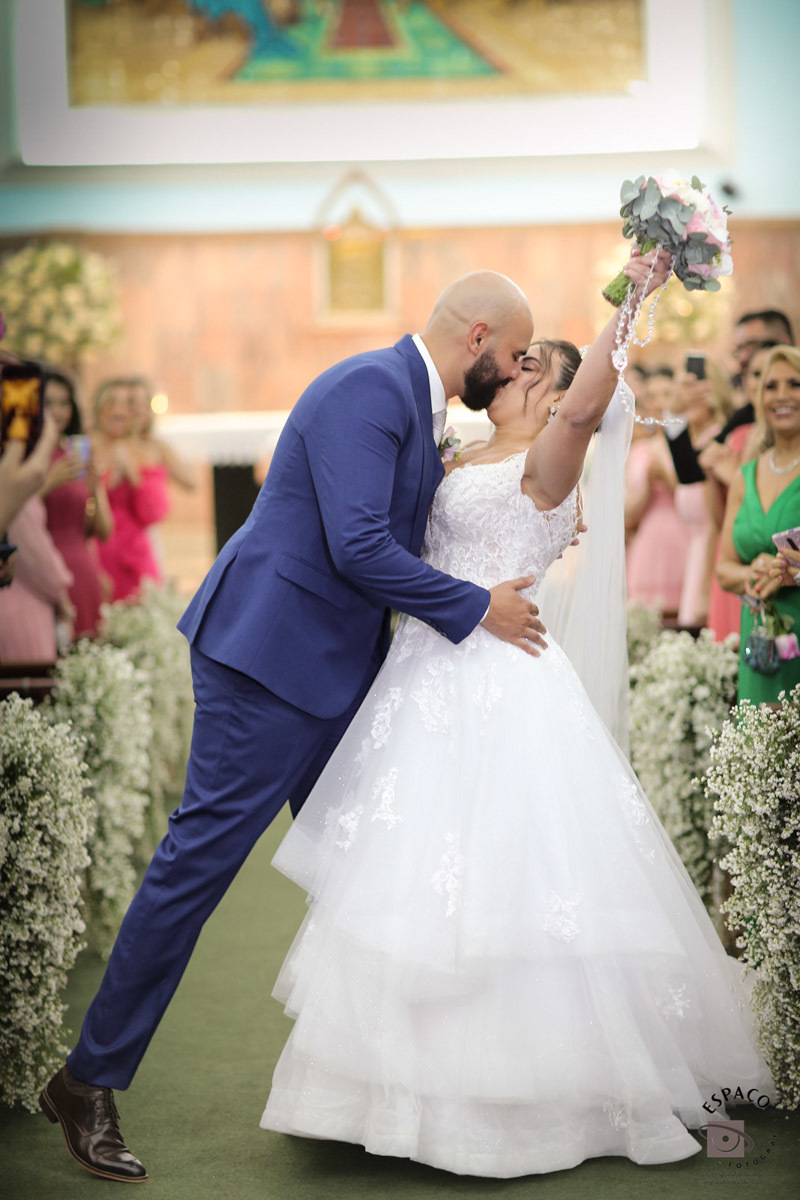 casamento kauai eventos savio e sonia decoracao mesa de bolo fotografia de casamento wedding noiva  igreja sao paulo apostolo