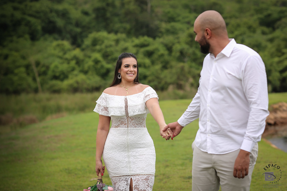 Haras qualite noiva noivo pre wedding casamento ensaio vestido de noiva bouquet casamento no campo fazenda