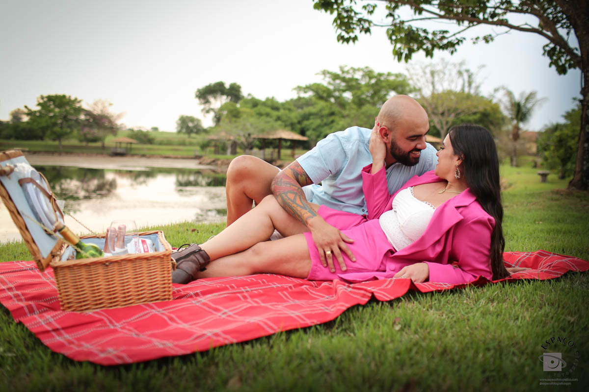 Haras qualite noiva noivo pre wedding casamento ensaio vestido de noiva bouquet casamento no campo fazenda cavalo haras