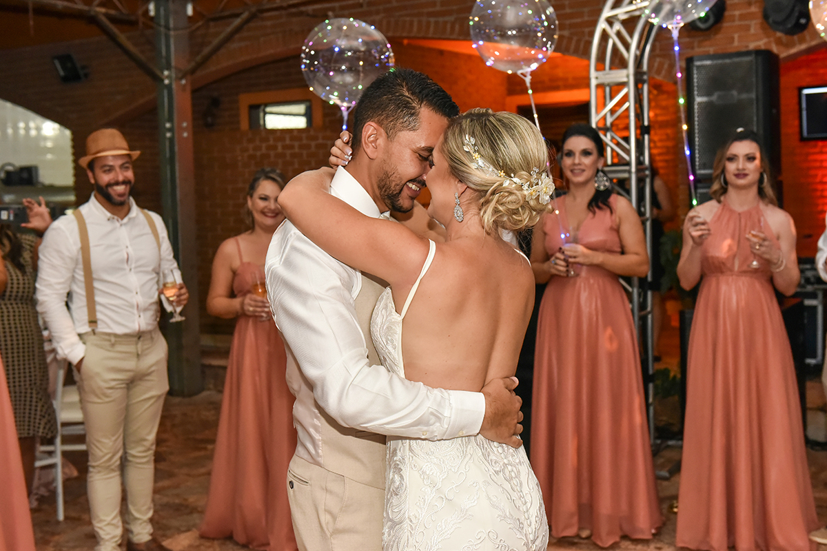 fotografias de casamento Ribeirão Preto e Região São Paulo - Wedding - Pre wedding - Alianças - Bride - Casei - Noivas - Noivinha - Noivo - Buque - Making Of - Cerimonialista