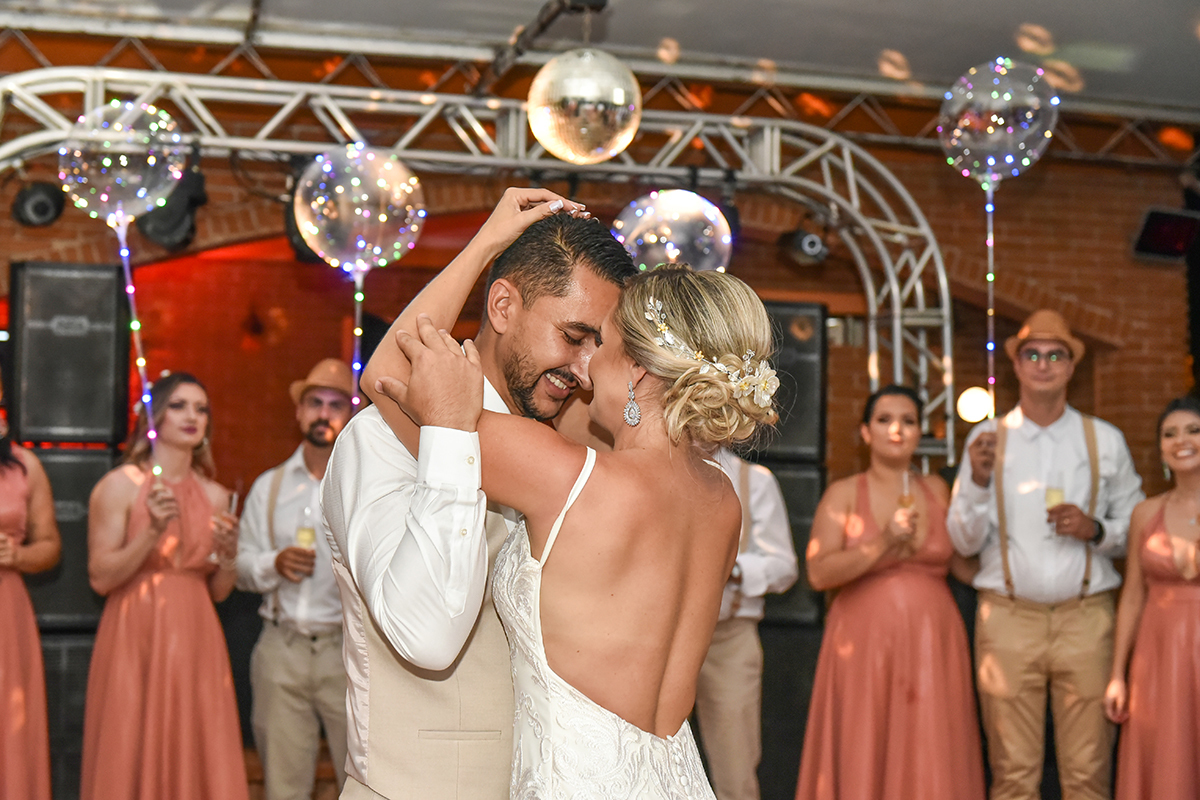 fotografias de casamento Ribeirão Preto e Região São Paulo - Wedding - Pre wedding - Alianças - Bride - Casei - Noivas - Noivinha - Noivo - Buque - Making Of - Cerimonialista