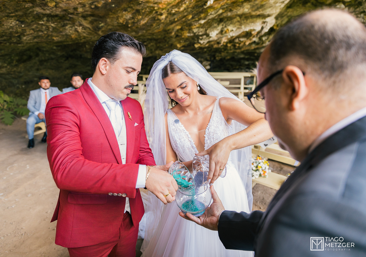 destination wedding; alfredo wagner; gruta do poco certo; tiago metzger; tmtz; garden eventos