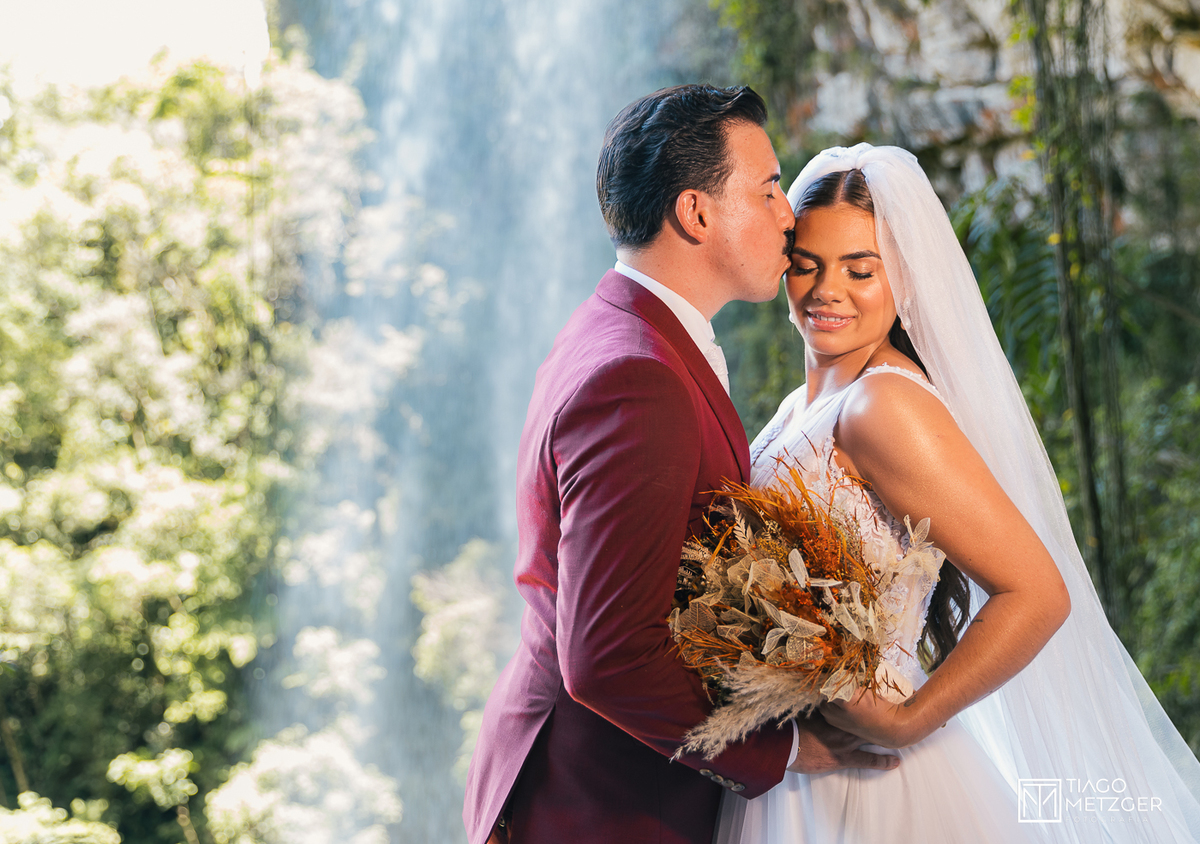 destination wedding; alfredo wagner; gruta do poco certo; tiago metzger; tmtz; garden eventos
