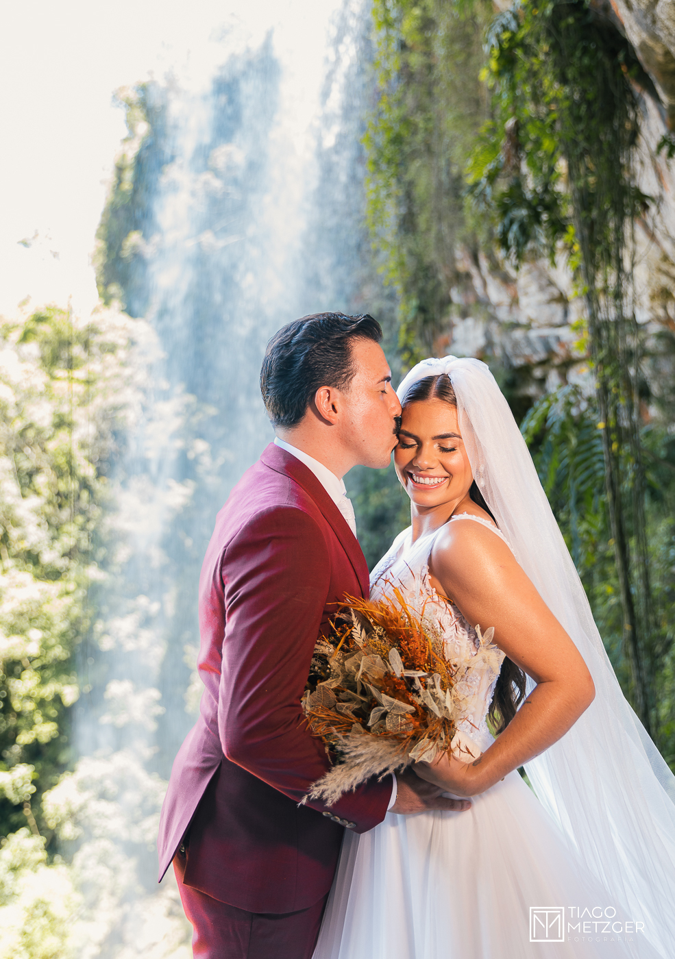 destination wedding; alfredo wagner; gruta do poco certo; tiago metzger; tmtz; garden eventos