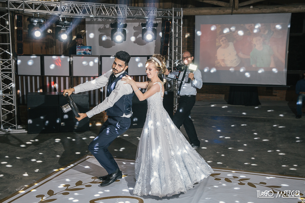 casamento; tiago metzger; wedding; casamento ao arlivre; noivas; casamento de dia; casamento no por do sol; noivos no por do sol