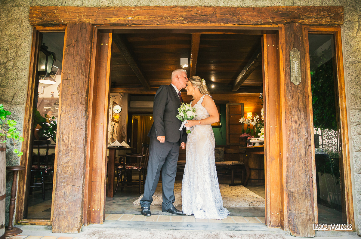 casamento ao ar livre; casamento rio do sul; casamento campo; casamento osteria la campagna; book externo; noivos; casal