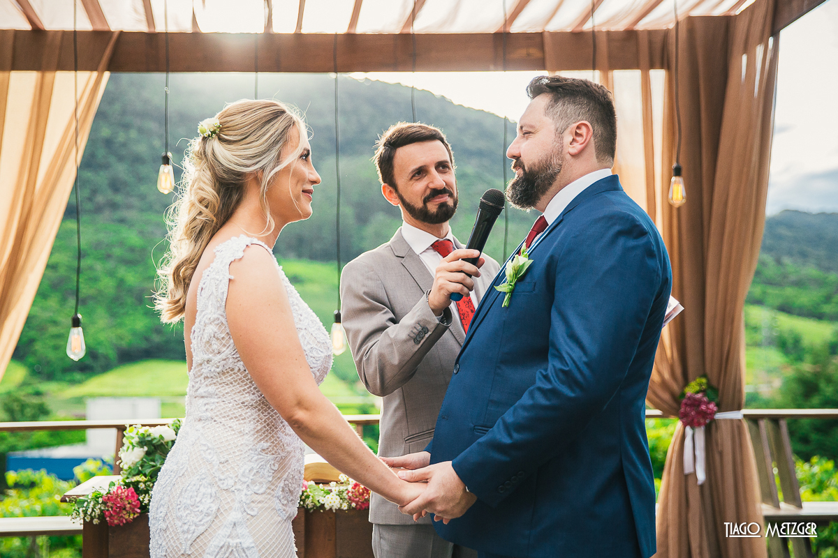 casamento ao ar livre; casamento rio do sul; casamento campo; casamento osteria la campagna; book externo; noivos; casal