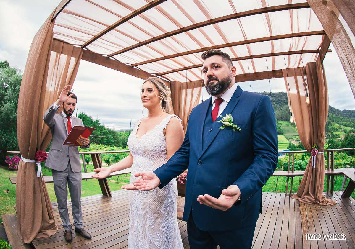 casamento ao ar livre; casamento rio do sul; casamento campo; casamento osteria la campagna; book externo; noivos; casal