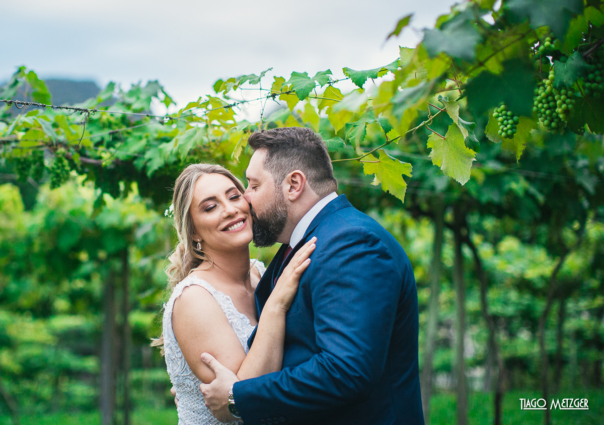 casamento ao ar livre; casamento rio do sul; casamento campo; casamento osteria la campagna; book externo; noivos; casal