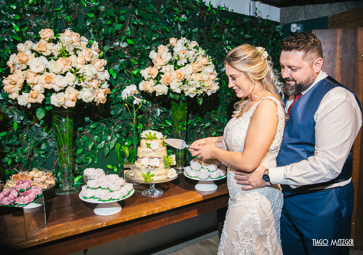 casamento ao ar livre; casamento rio do sul; casamento campo; casamento osteria la campagna; book externo; noivos; casal