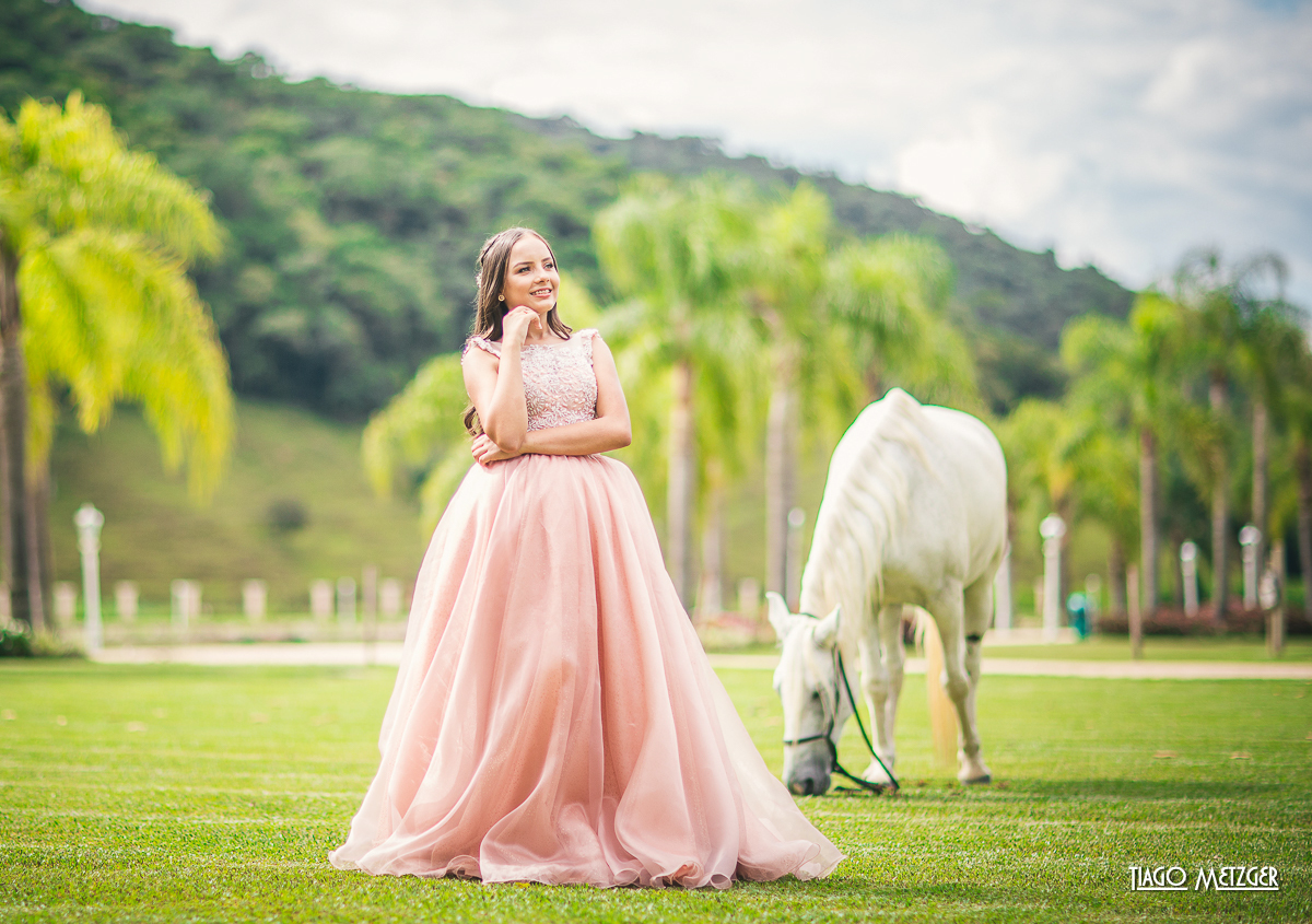 Book 15 anos; Debutante; Fazzenda Park Hotel; ensaio fotografico; Tiago Metzger; Book Externo