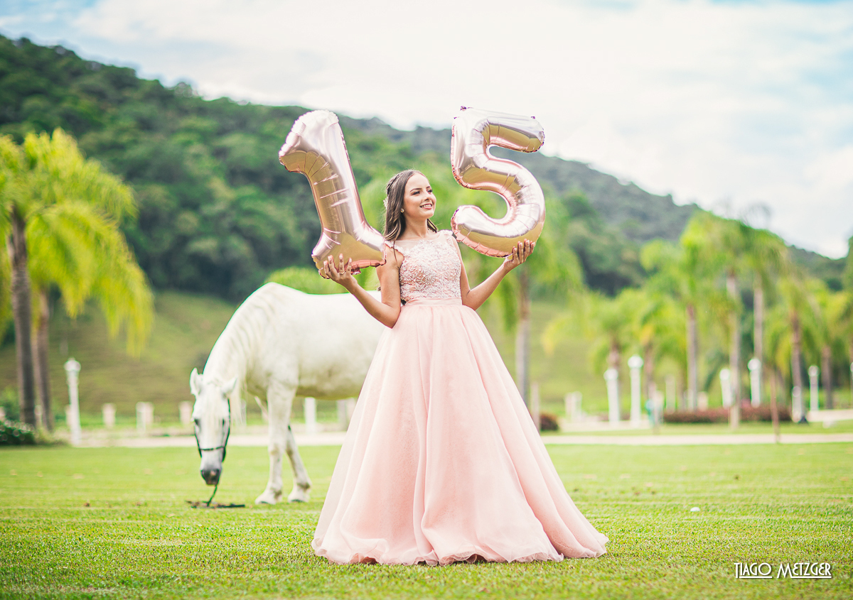 Book 15 anos; Debutante; Fazzenda Park Hotel; ensaio fotografico; Tiago Metzger; Book Externo