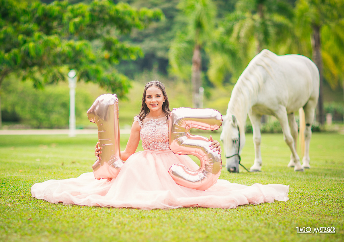 Book 15 anos; Debutante; Fazzenda Park Hotel; ensaio fotografico; Tiago Metzger; Book Externo