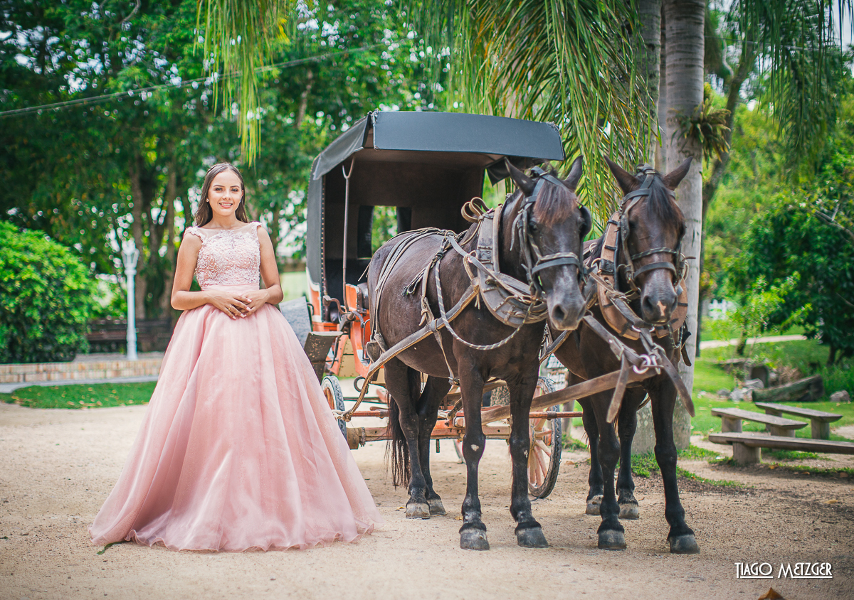 Book 15 anos; Debutante; Fazzenda Park Hotel; ensaio fotografico; Tiago Metzger; Book Externo