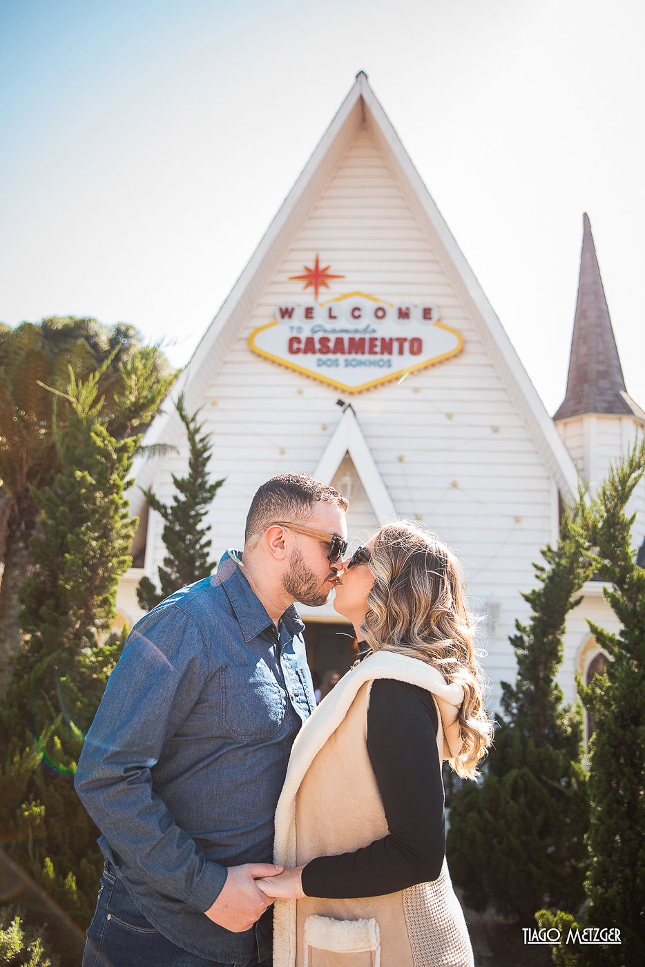 Pórtico de Entrada; Hotel Coline de France; Ensaio de casal; Ensaio em Gramado e Canela; Tiago Metzger; Casamentos dos sonhos; Rua torta; ensaio de casal em gramado
