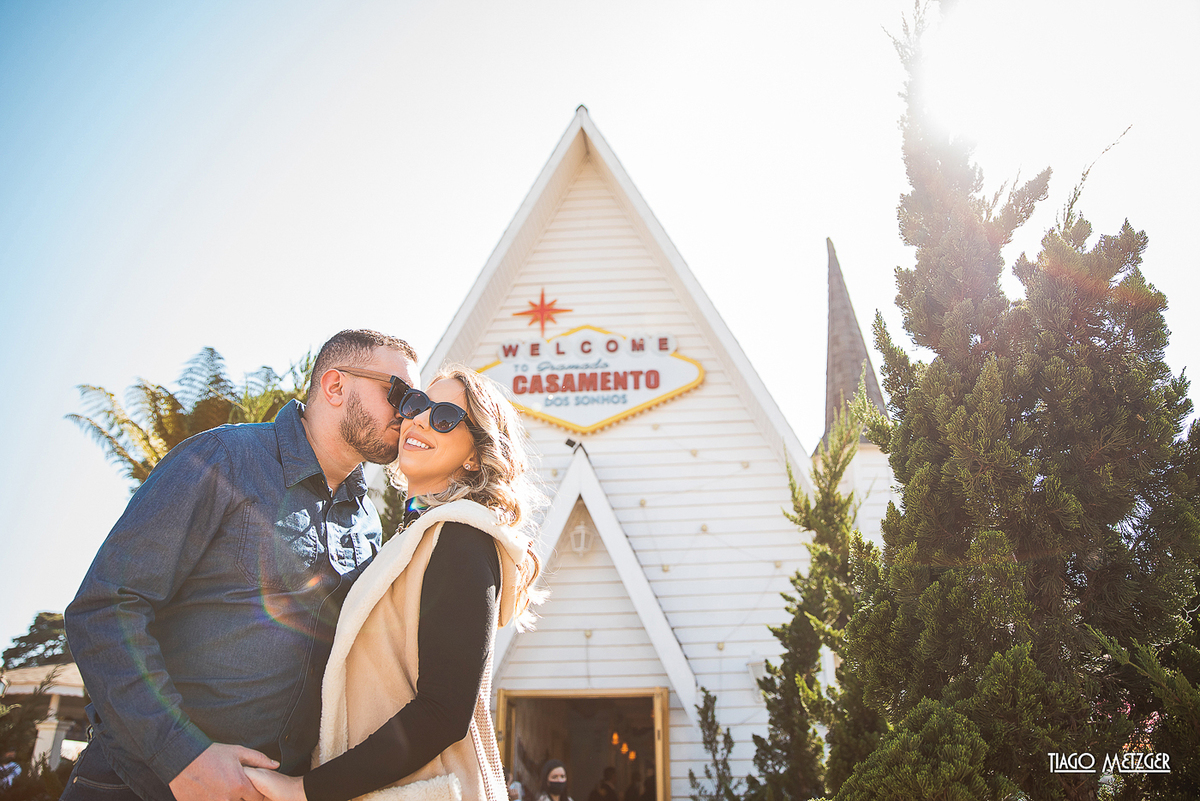 Pórtico de Entrada; Hotel Coline de France; Ensaio de casal; Ensaio em Gramado e Canela; Tiago Metzger; Casamentos dos sonhos; Rua torta; ensaio de casal em gramado