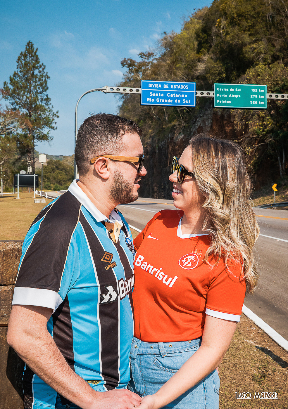 Pórtico de Entrada; Hotel Coline de France; Ensaio de casal; Ensaio em Gramado e Canela; Tiago Metzger; Casamentos dos sonhos; Rua torta; ensaio de casal em gramado; Lago Negro; Catedral de pedra em Canela; Pórtico de Entrada; Hotel Coline de France; Ensa