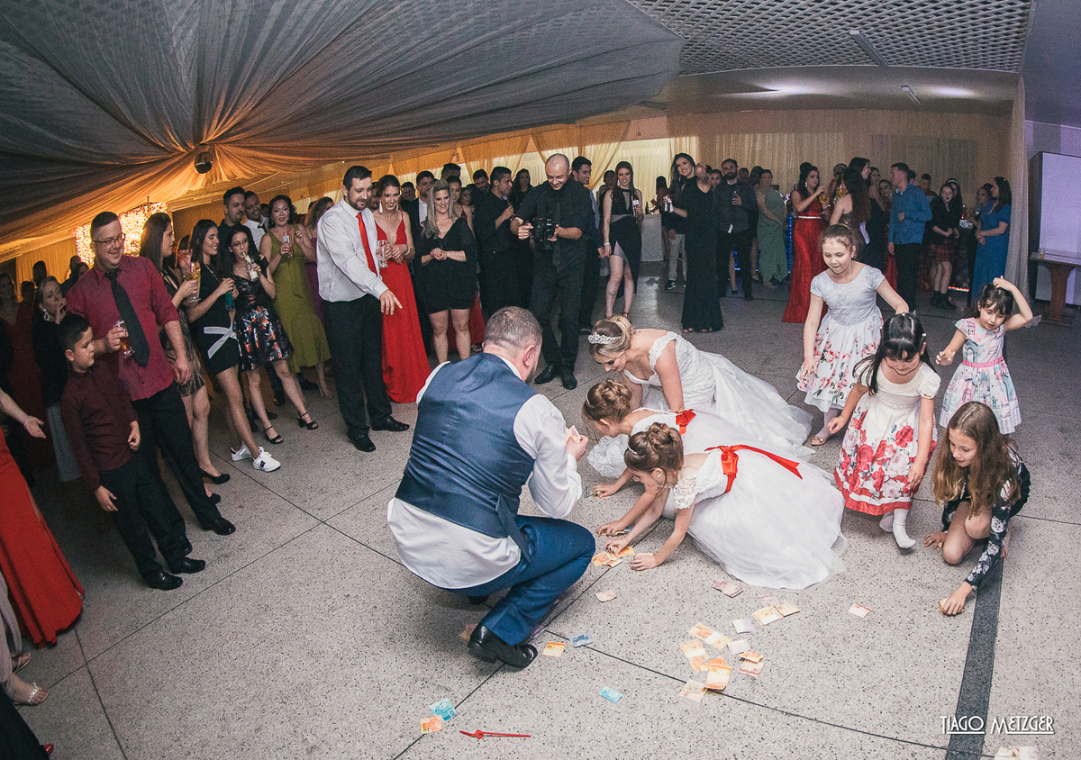 casamento; weddingday; #wedding #noivassc #casamento #noiva #vestidonoiva
#noivas2021 #noivasdobrasil #noivas #casando #casei
#weddingphotography#weddinginspiration
#weddingforward #weddingphoto #riodosul #noivos
#instabride #instawedding ; Noivoslages