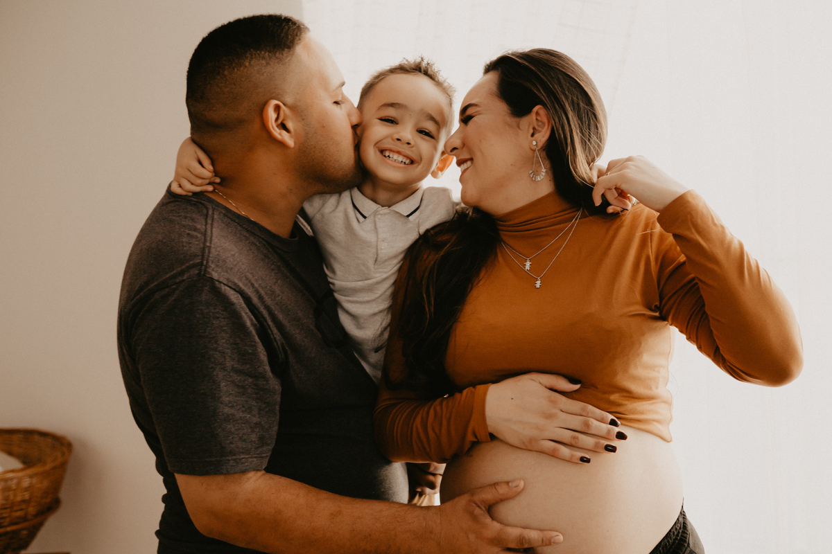 #ensaiogestantebh #gravidez #ensaiogestante #ensaiofamilia #ensaiogestanteestúdio 