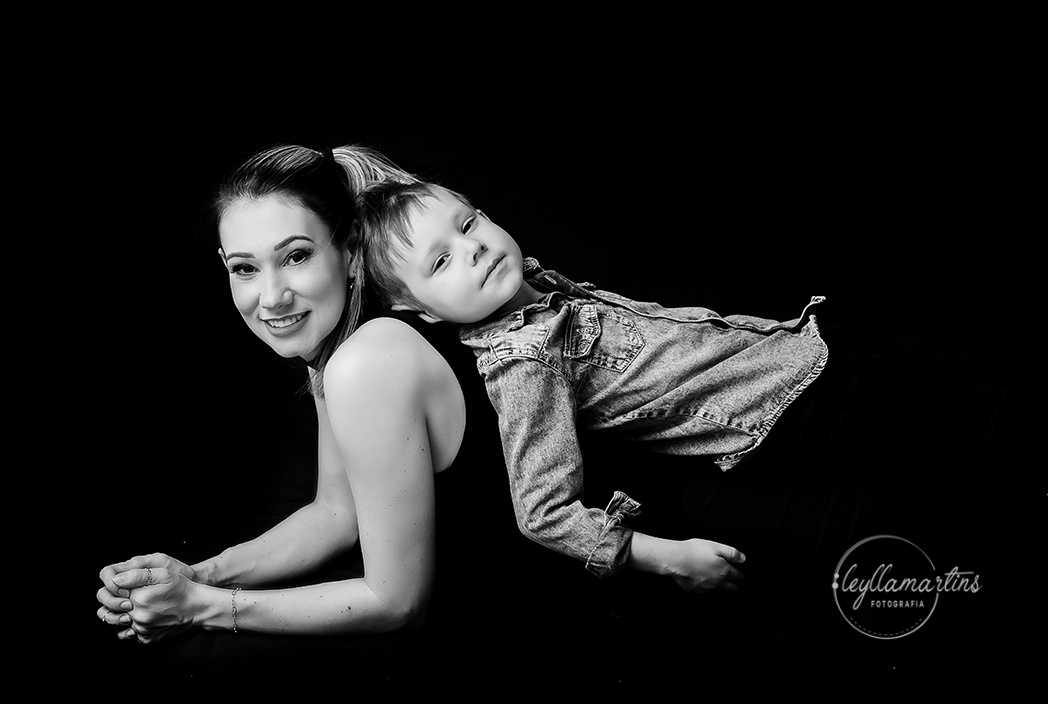 ESTUDIO FOTOGRAFICO BELO HORIZONTE ENSAIO MAE E FILHO BOOK MENINO 