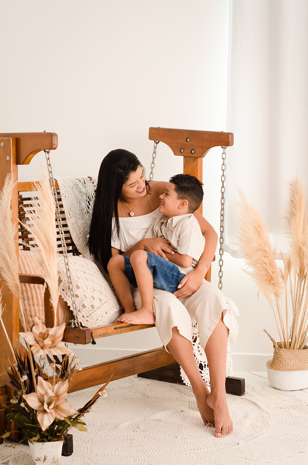 ENSAIO TAL MAE TAL FILHO MINI SESSÃO DIA DAS MÃES ESTÚDIO BELO HORIZONTE PAMPULHA CORAÇÃO EUCARISTICO BH 