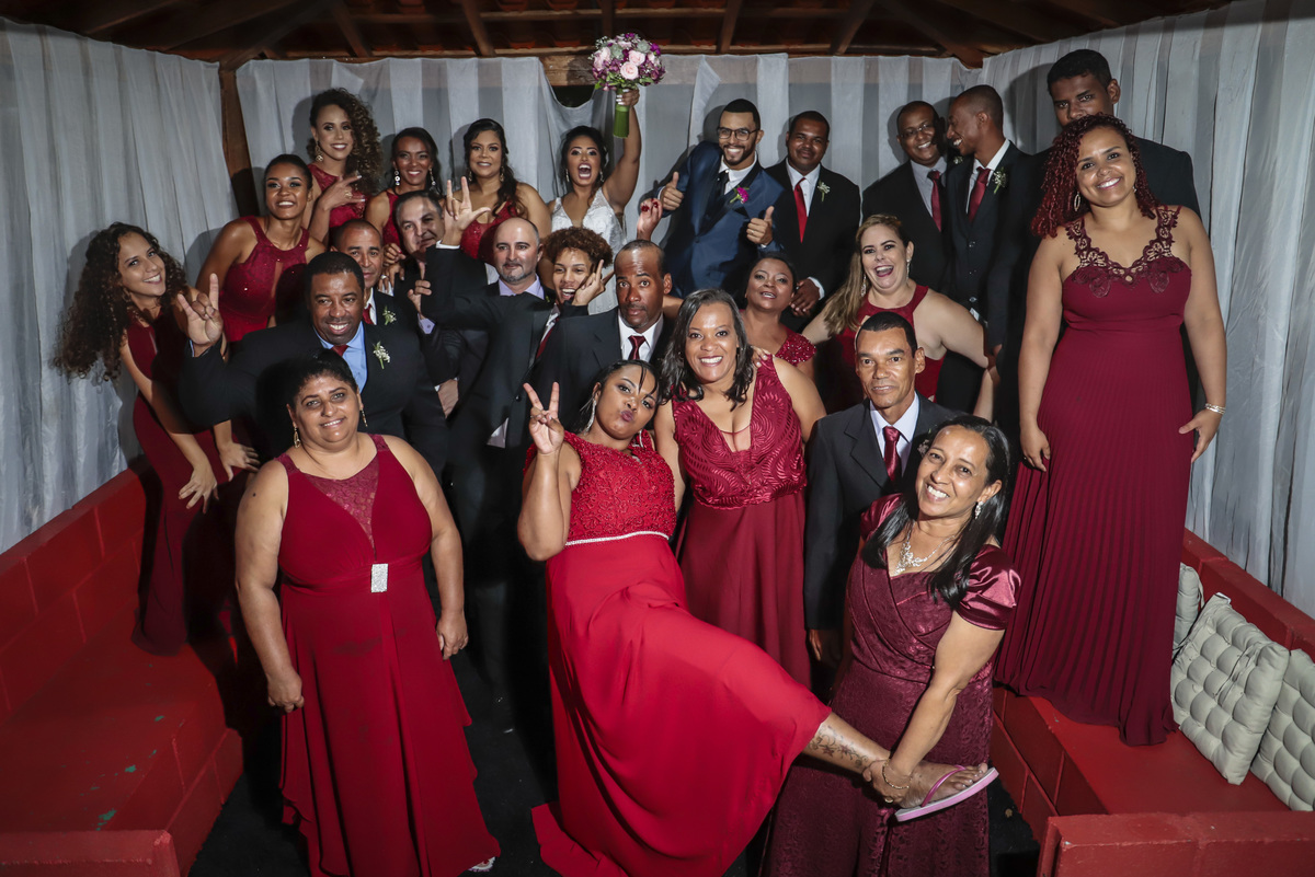 Noivos e Padrinhos, foto espontânea Cantinho verde, Passagem de Mariana, Mariana MG