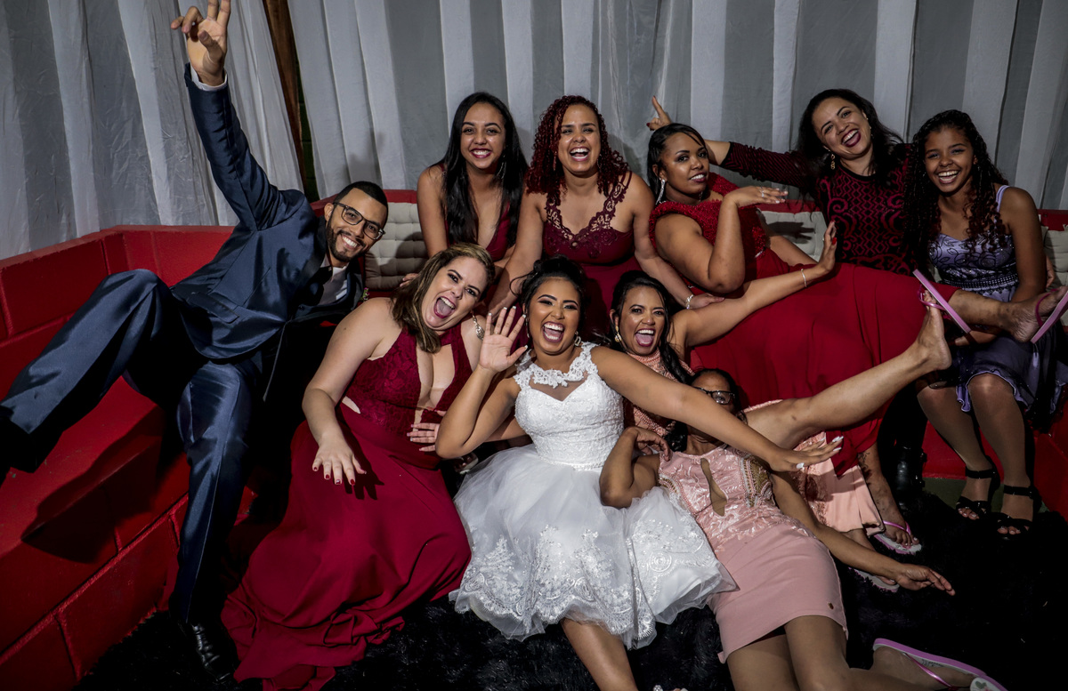 fotografia espontânea casamento Thaynara e Jonathan, Cantinho verde, Passagem de Mariana, Mariana MG