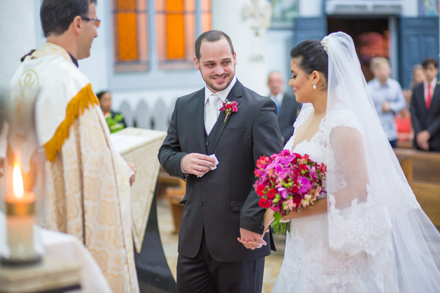 casamento, wedding ,eunapolis bahia , bahia , casar na bahia , casar de branco, lapis de noiva , vestido de noiva , bride , wedding love , love , noiva , noivo  , noiva classica , sapato de noiva , perfume de noiva , vestido branco , casamento em eunapoli