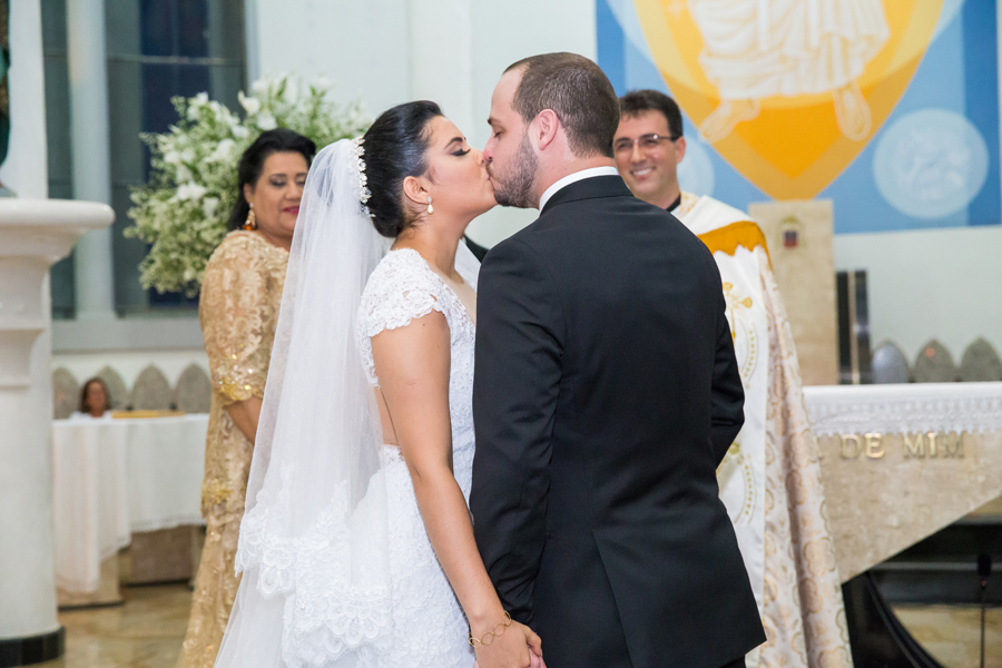 casamento, wedding ,eunapolis bahia , bahia , casar na bahia , casar de branco, lapis de noiva , vestido de noiva , bride , wedding love , love , noiva , noivo  , noiva classica , sapato de noiva , perfume de noiva , vestido branco , casamento em eunapoli