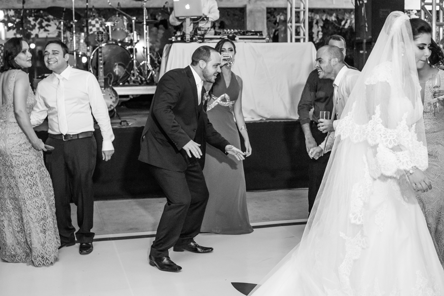 casamento, wedding ,eunapolis bahia , bahia , casar na bahia , casar de branco, lapis de noiva , vestido de noiva , bride , wedding love , love , noiva , noivo  , noiva classica , sapato de noiva , perfume de noiva , vestido branco , casamento em eunapoli