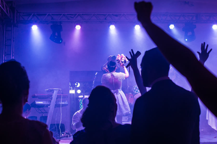 casamento, wedding ,eunapolis bahia , bahia , casar na bahia , casar de branco, lapis de noiva , vestido de noiva , bride , wedding love , love , noiva , noivo  , noiva classica , sapato de noiva , perfume de noiva , vestido branco , casamento em eunapoli