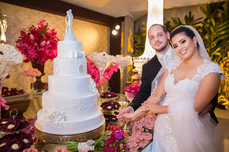 casamento, wedding ,eunapolis bahia , bahia , casar na bahia , casar de branco, lapis de noiva , vestido de noiva , bride , wedding love , love , noiva , noivo  , noiva classica , sapato de noiva , perfume de noiva , vestido branco , casamento em eunapoli