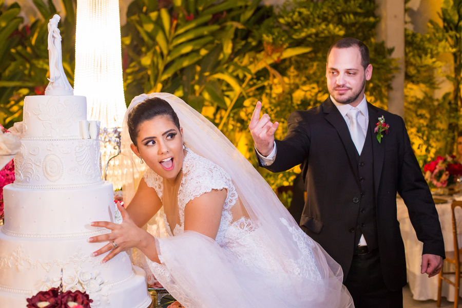 casamento, wedding ,eunapolis bahia , bahia , casar na bahia , casar de branco, lapis de noiva , vestido de noiva , bride , wedding love , love , noiva , noivo  , noiva classica , sapato de noiva , perfume de noiva , vestido branco , casamento em eunapoli